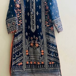 Stitiched Pakistani suit (Medium) with thread work