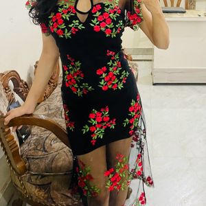 Set Of 2 - Embroidered And Tube Dress