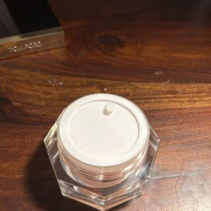 Charlotte Tilbury Magic Eye Rescue Cream