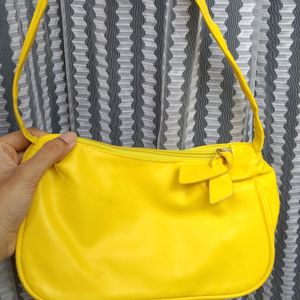 Yellow Handbag 💖