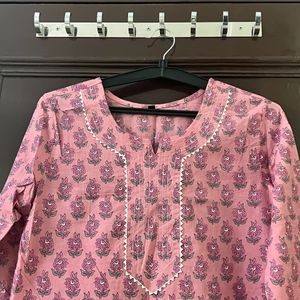 Pink Kurta Set. Will Fit M-L.