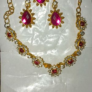 Pink And White Necklece Set