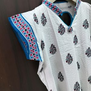 White Kurti