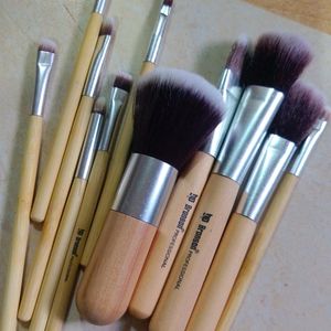 Bronson Makeup Brushes ♥️😍