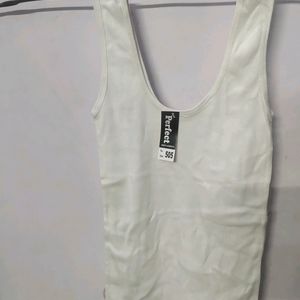 White U Neck Camisole For Ladies 28 To 34 Size