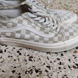 VANS SKOOL SHOES