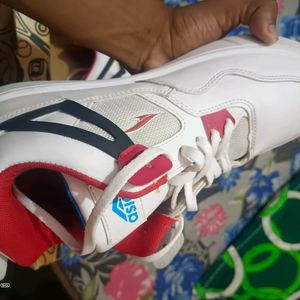 Asain shoes white Colour Size UK 8 No Price 599