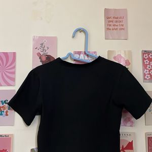 Black Plain Crop Top