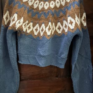 WOOLLEN TOP