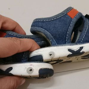 Cutewalk babyhug football Sandal.