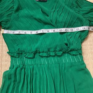 Zara Women's Dress For Grabs