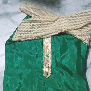 New Pakistani Green Full Sleeve DesignerKurti