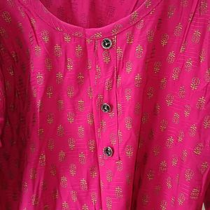 Pink Kurta For Regular And Festive Wear