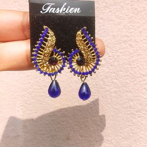 Pretty Blue And Gold Stone Earrings