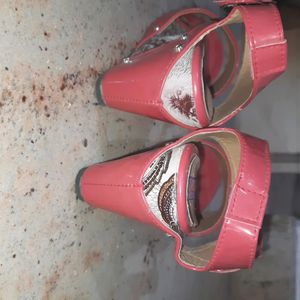 Pink Heels Price Drop Grab Soon