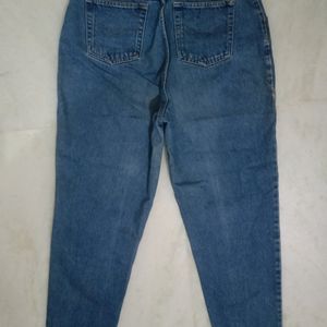 Loose Fit Jeans