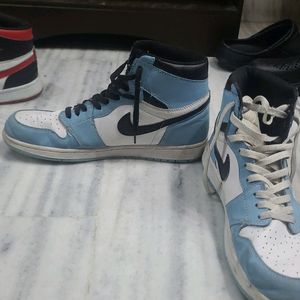 Air Jordan 1 University Blue