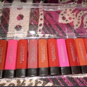 (HUDA BEAUTY LIPSTICK Set Of 10 )