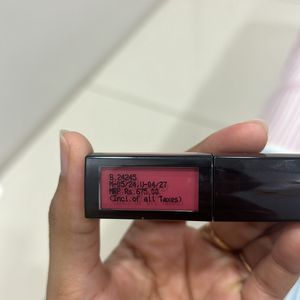 Nykaa Matte To Last Lipstick-Khoobsurat