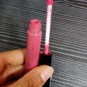 Lakme  Forever Matte Liquid Lip Colour  Shade - Pi