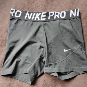 Nike Pro Dri Fit Yoga Shorts