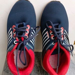 Sports Shoes