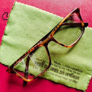 Closed Reader Glasses