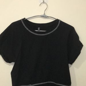 VividArtsy Black Crop Top