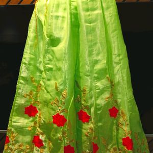 Fashionable Blouse Lehenga Dupatta