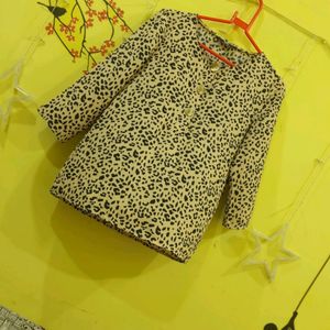 Cream Leopard Print Top🐆