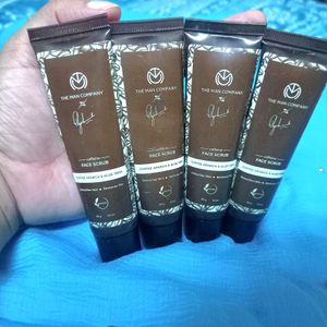 The Man Co Caffeine Face Scrub Pack 4