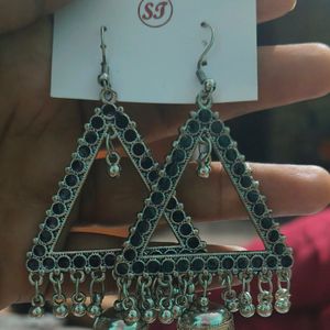 Pack Of 2 Long Earrings