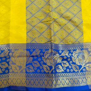 Soft Silk Saree Without Flaws With Blouse