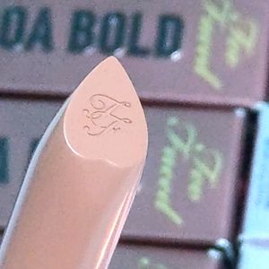 Too Faced Lip Stick