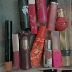 Set Of 12 Lipsticks