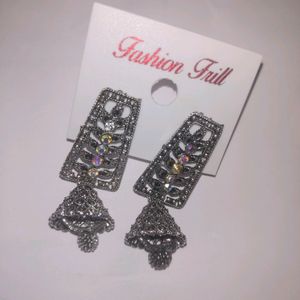 Earrings (Jhumki)