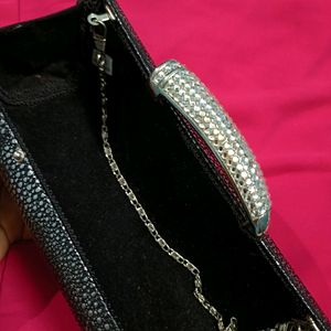 Black Clutch 💗