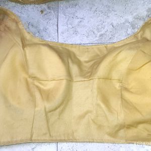 Golden Blouse With Sleeves