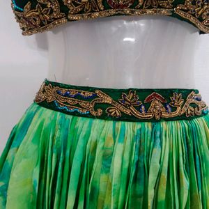 Banarsi Lehenga Choli ✨