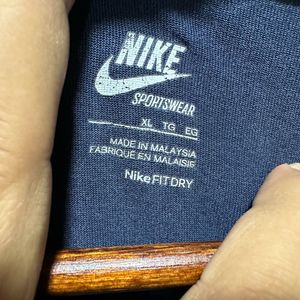 Nike Big Logo T-Shirt