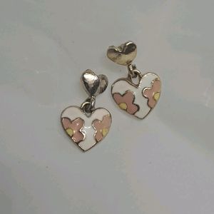 KOREAN HEART EARRINGS