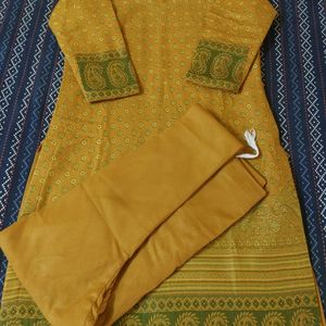 WOMEN WOOLEN MUSTARD KURTA SET