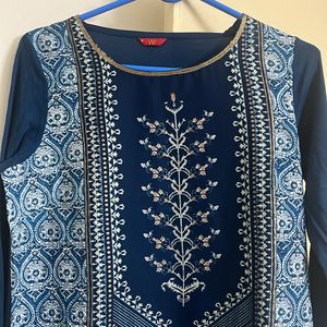 W Festive Embellished Kurta