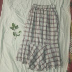 A White-red Checked Skirt.