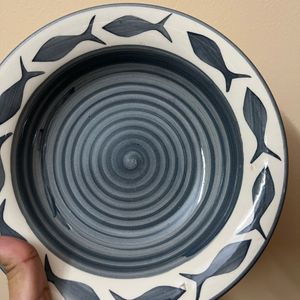 2 Ceramic Plates