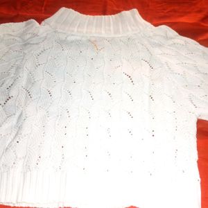 Women Woolen White Top For Winter's