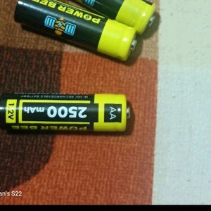 Rechargeable 2500mAh AA NiMH POWERBEE Battery