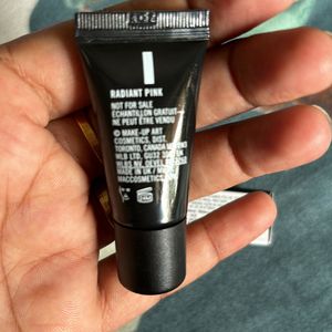 MAC NATURAL RADIANCE BASE LUMIERE