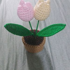 Crochet Mini Tulips Pot