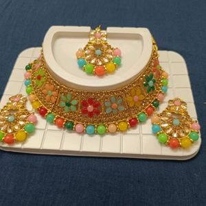 Partywear Multicolor Chocker Set